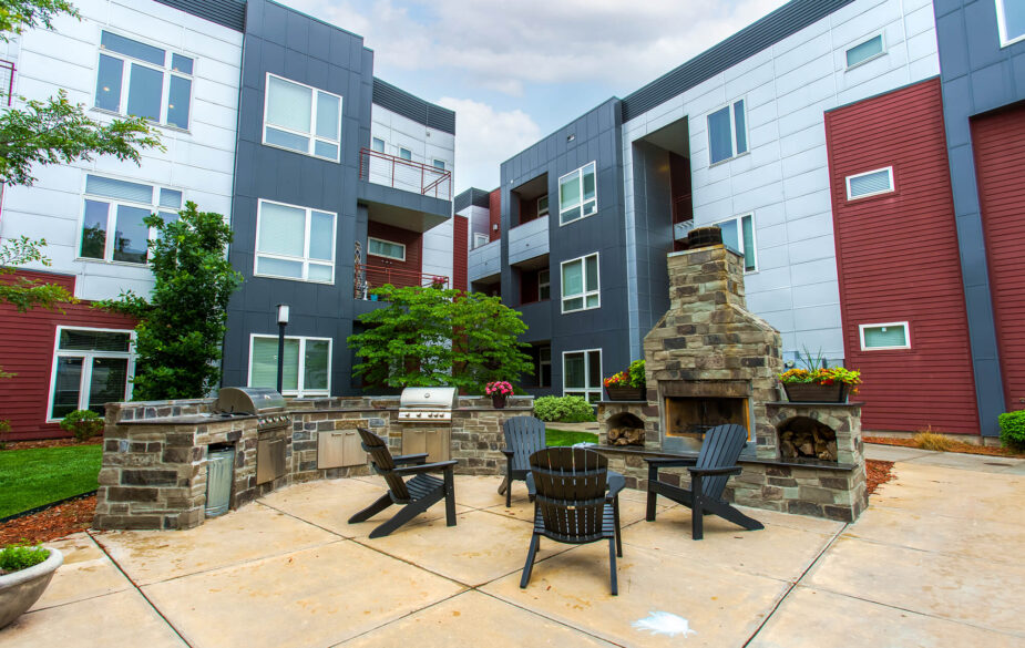 Aside from a prime location within walking distance to the city’s growing number of events, restaurants, breweries, parks, and nightlife – our Downtown Wichita apartments offer a plethora of amenities.